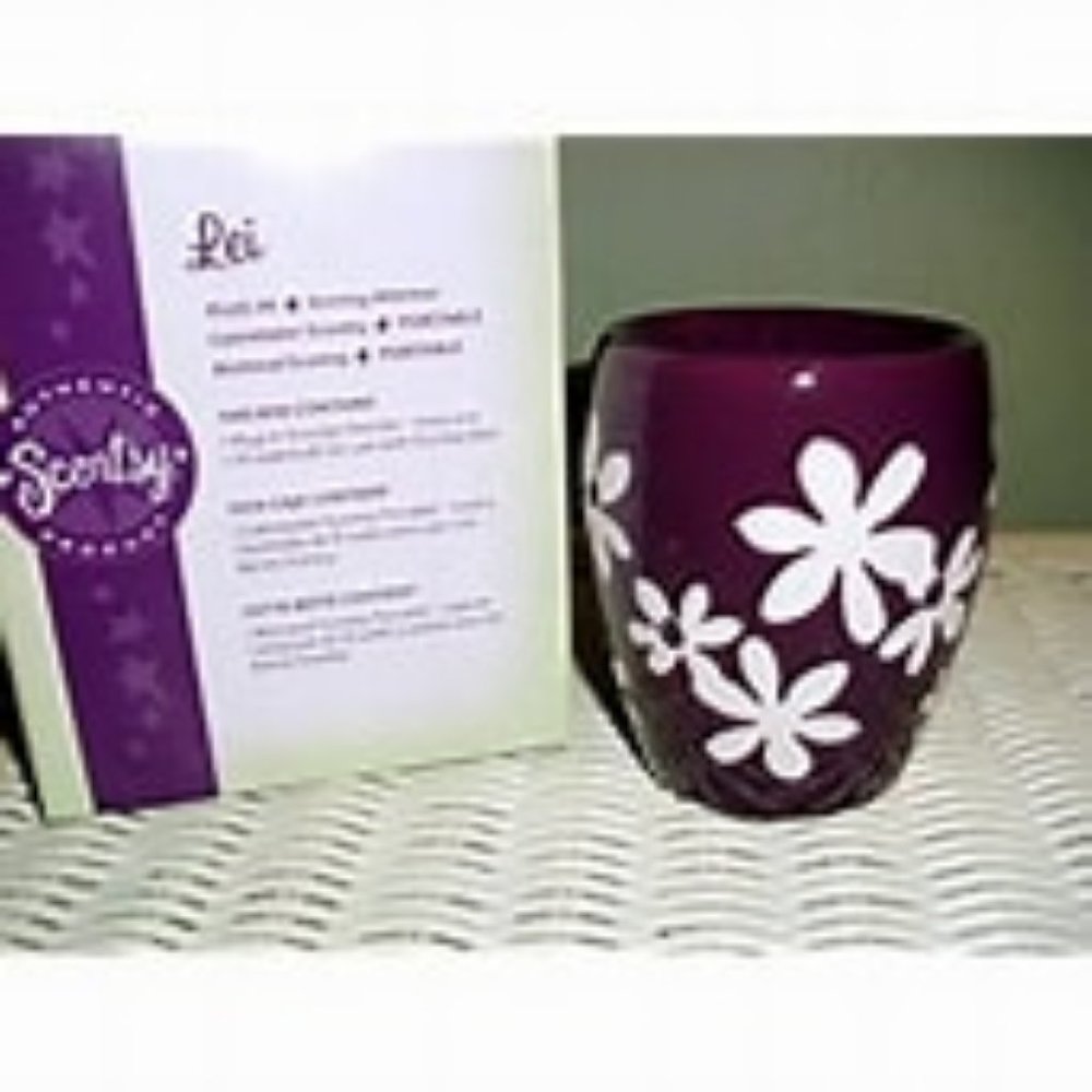 Scentsy plug-in warmer